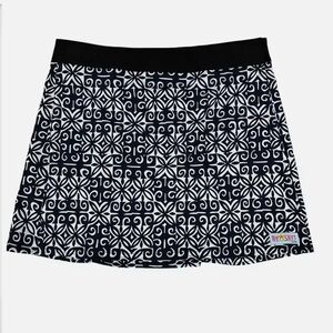 Ripskirt Hawaii Women's Black and White Patterned Skirt Size Medium Length 1